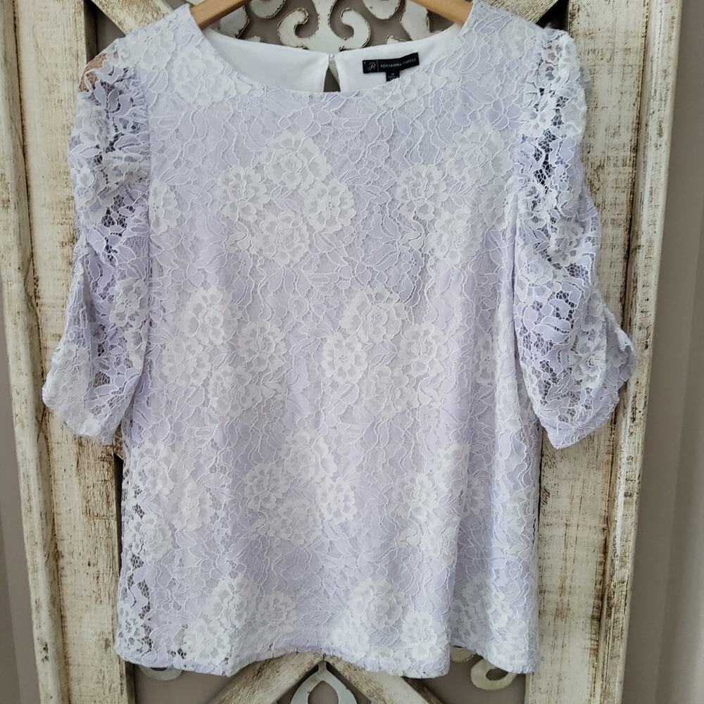 Adrianna Papell Women's Medium Caterpillar Sleeve Lace Blouse in Lilac
